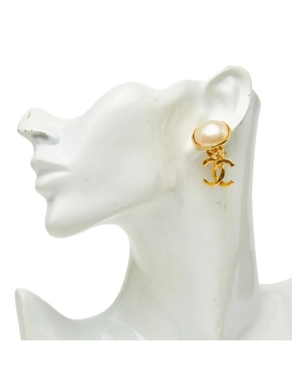 Chanel CC Logo Vintage Swing Earrings 95 Gold Plated Faux Pearl